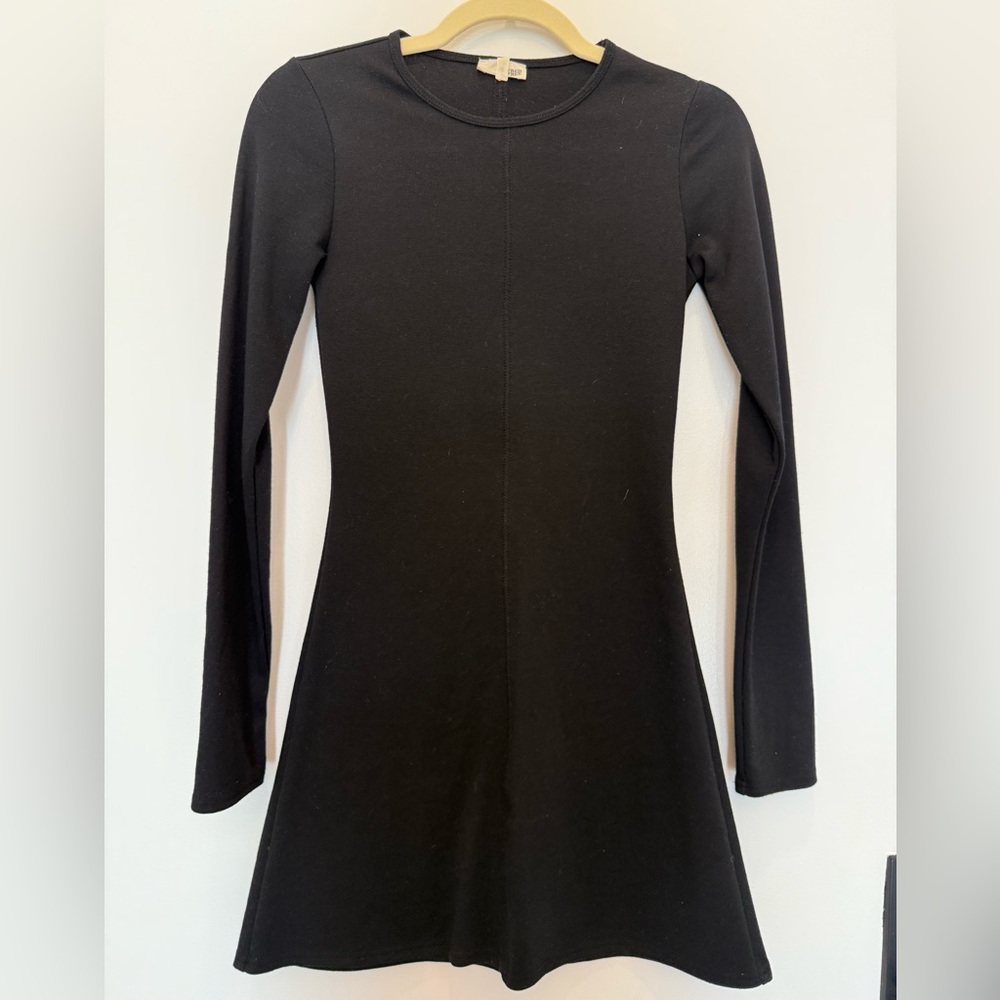 Aritzia (Wilfred) Black Long Sleeve Dress